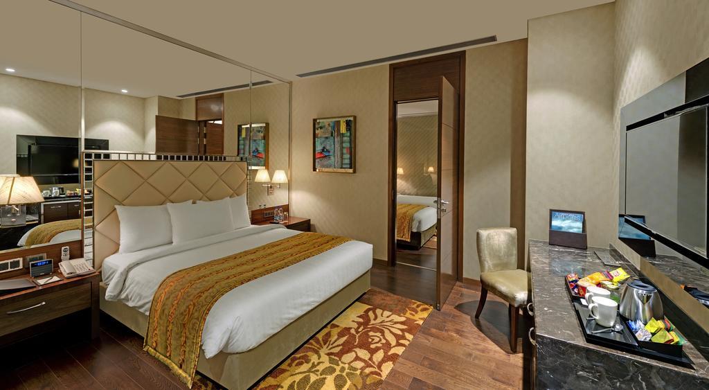 Niranta Transit Hotel Terminal 2 Arrivals/Landside Mumbai Dış mekan fotoğraf