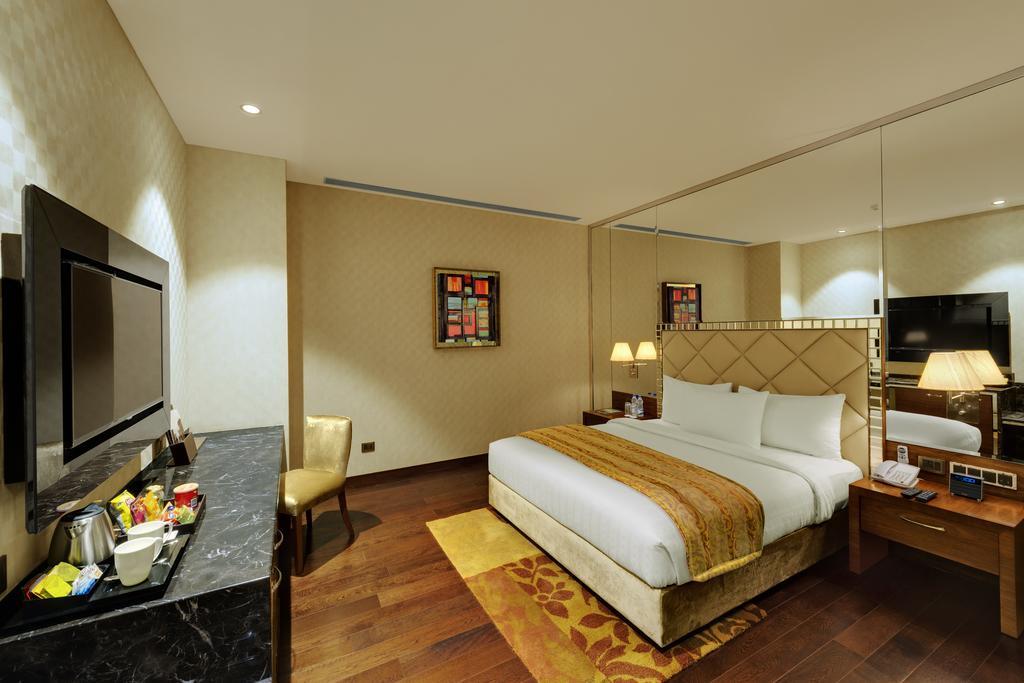 Niranta Transit Hotel Terminal 2 Arrivals/Landside Mumbai Dış mekan fotoğraf