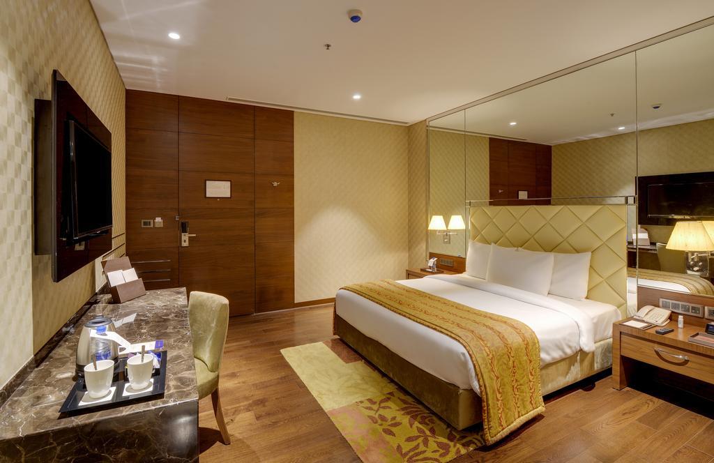 Niranta Transit Hotel Terminal 2 Arrivals/Landside Mumbai Dış mekan fotoğraf