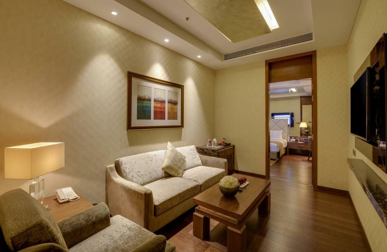 Niranta Transit Hotel Terminal 2 Arrivals/Landside Mumbai Dış mekan fotoğraf