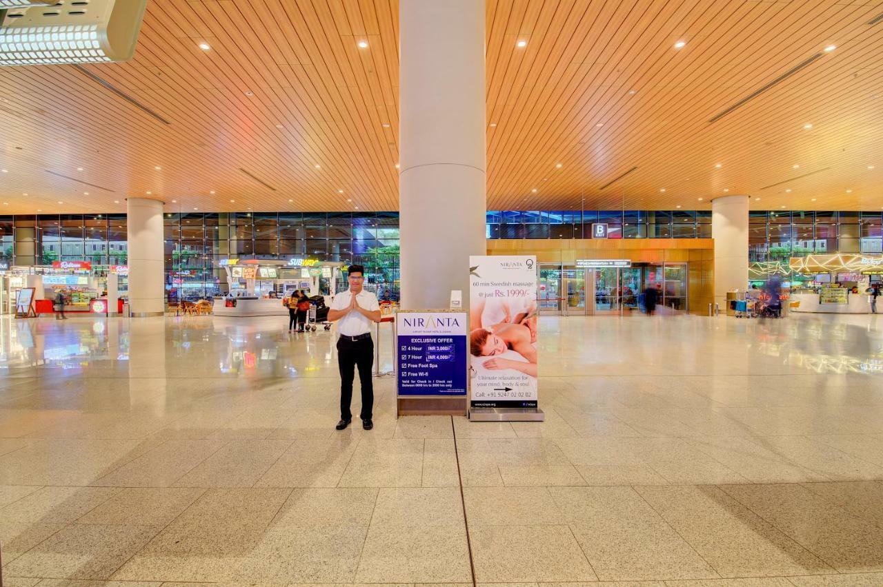 Niranta Transit Hotel Terminal 2 Arrivals/Landside Mumbai Dış mekan fotoğraf
